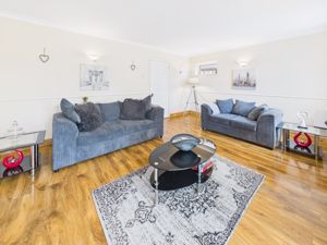 Living Room- click for photo gallery
